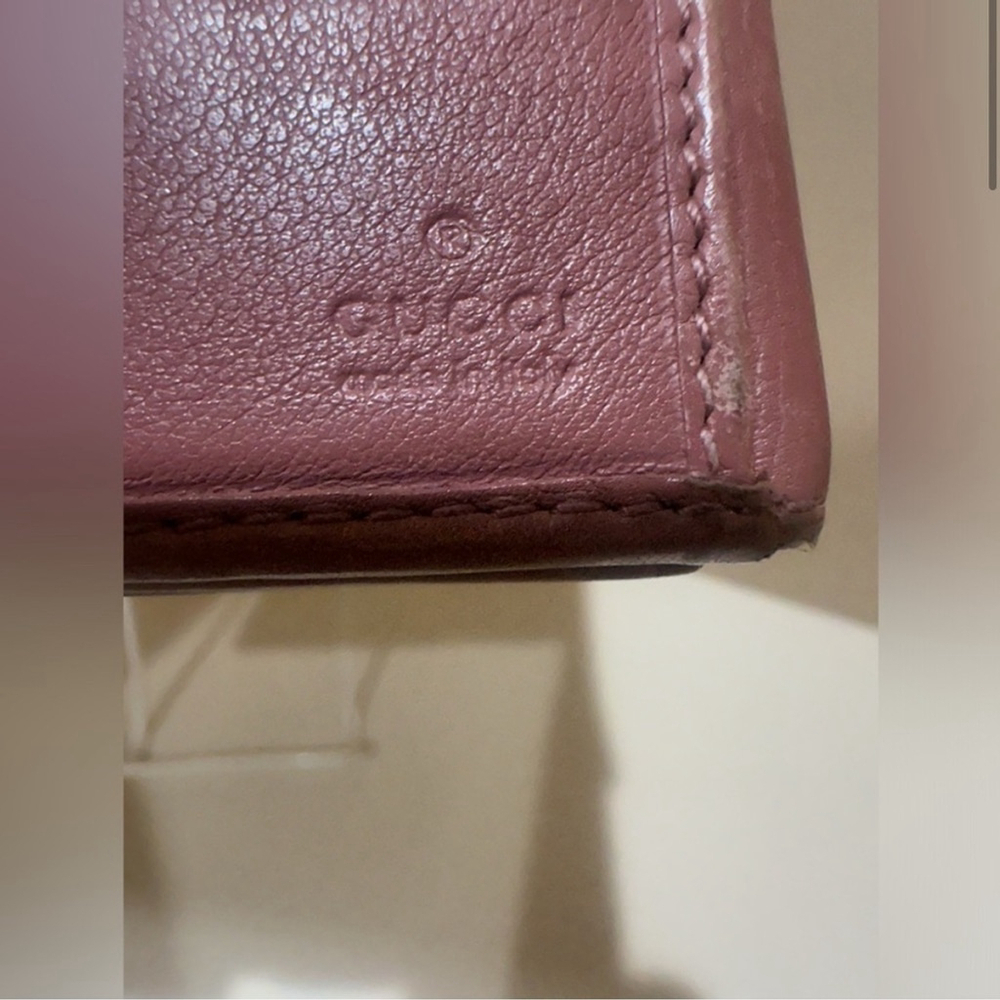 GUCCI | Brown and Pink Bifold Wallet with Heart Detail - Picture 6 of 9